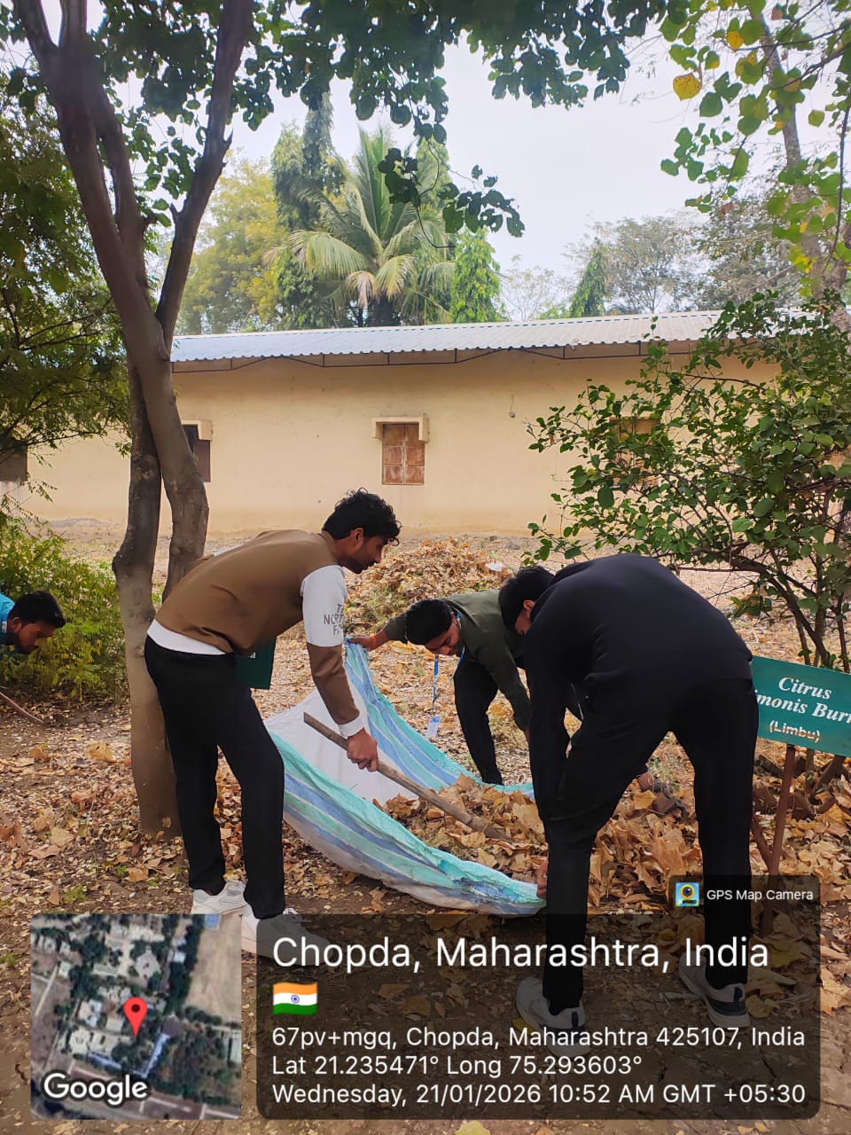 The Cleanliness Campaign at Dhanvantari Botanical Garden, Chopda was successfully organized on 21st January 2026 at Mahatma Gandhi Shikshan Mandal Campus, Chopda, during the Academic Year 2025–2026.